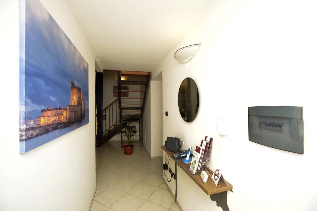 Italia Apartment Napels Buitenkant foto