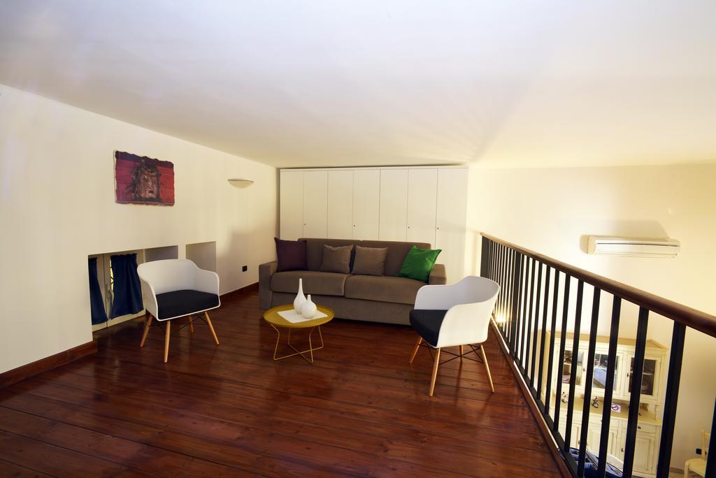 Italia Apartment Napels Buitenkant foto